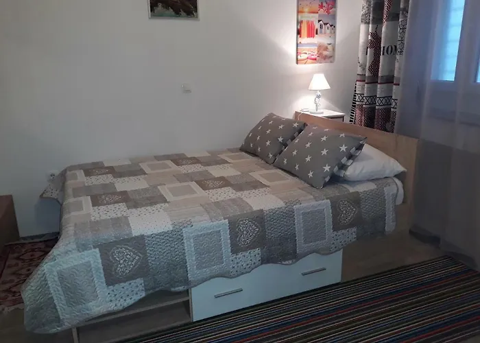 Studio Apartman & Rooms No1